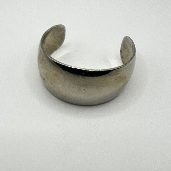 SALE! High mirror shine silver cuff bracelet! - Picture 8 of 9
